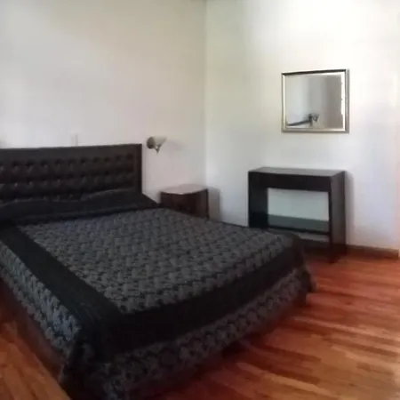 515 St. Patrick Guesthouse Hotel-3